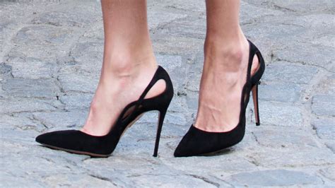 Stiletto .